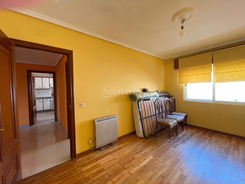 Foto f0c84e4d-814e-48d9-a6a2-82447ba1b2f2. Piso en rúa manoel murguía 23 piso para entrara vivir en naron en Narón
