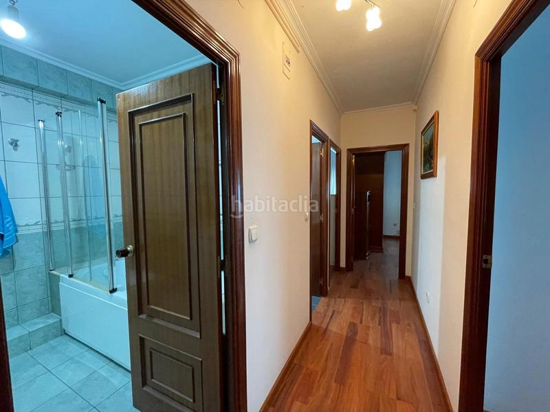 Foto 51a5f799-34a7-4c31-ad1c-27bfef329812. Etagenwohnung mit parking in Alto del Castaño Narón