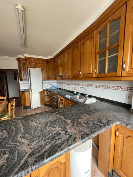 Foto 657fddd1-fdc9-4ff5-b3d0-f2546958852d. Etagenwohnung mit parking in Alto del Castaño Narón