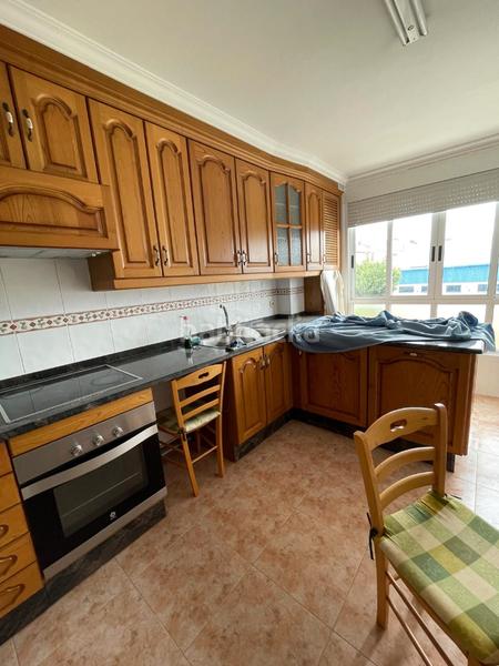 Foto b0aea0ba-828c-4982-a6cd-357c4b7496b2. Etagenwohnung mit parking in Alto del Castaño Narón