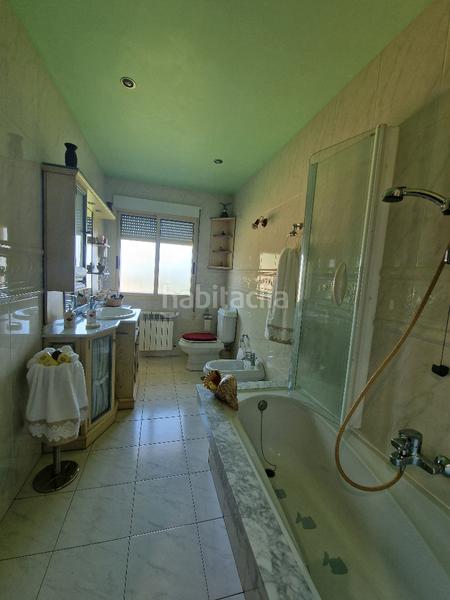 Foto 25b9f2a9-787f-407a-9f42-ef2391d99a8d. Xalet amb calefacció aparcament piscina a A Malata - Catabois - Ciudad Jardín Ferrol