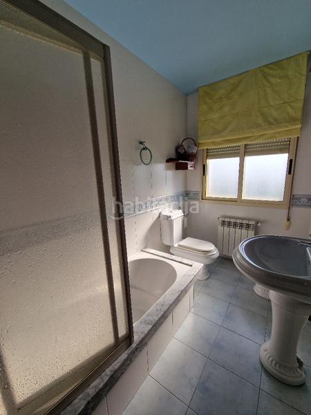 Foto 3501e31e-c6e7-446b-b5c5-a2a5c6133738. Xalet amb calefacció aparcament piscina a A Malata - Catabois - Ciudad Jardín Ferrol