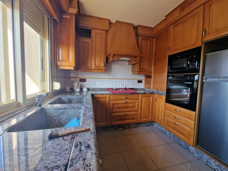 Foto 4477196c-d7da-49b1-80de-82efddacebb0. Xalet amb calefacció aparcament piscina a A Malata - Catabois - Ciudad Jardín Ferrol