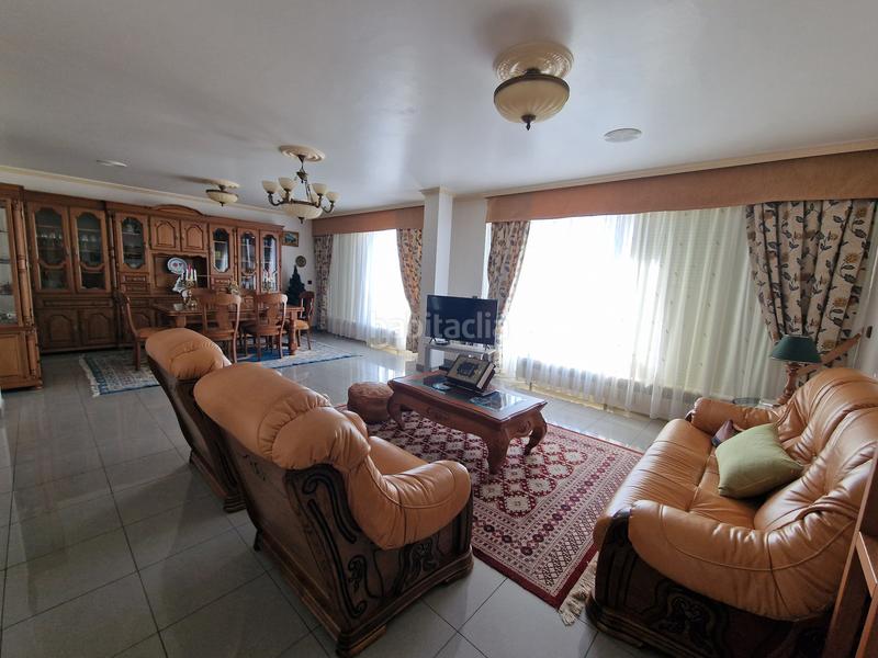 Foto 721876ef-0b24-42b5-8f07-52d4019f298f. Xalet amb calefacció aparcament piscina a A Malata - Catabois - Ciudad Jardín Ferrol