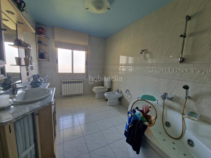 Foto e894e9bc-70d4-4c17-ad93-3fe67de6706c. Xalet amb calefacció aparcament piscina a A Malata - Catabois - Ciudad Jardín Ferrol