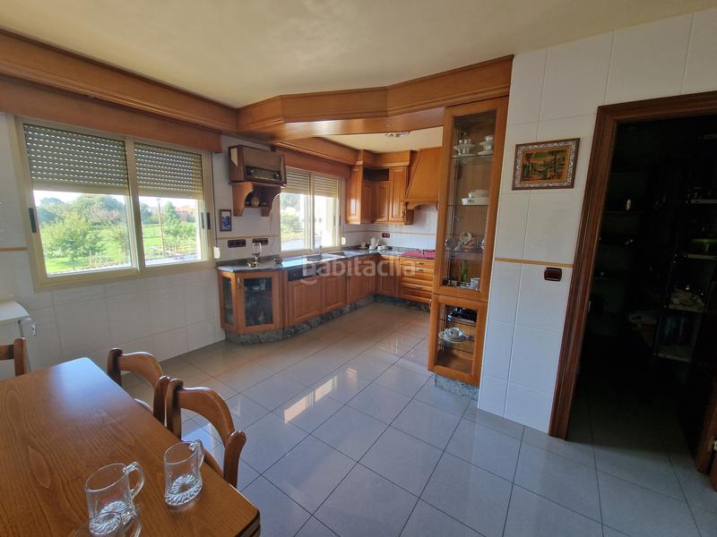 Foto f2d33abf-0e09-4229-a813-a2db91f8cec7. Xalet amb calefacció aparcament piscina a A Malata - Catabois - Ciudad Jardín Ferrol