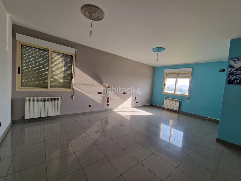 Foto fe73ae2f-6288-4006-85ca-2837f2fbcb0c. Xalet amb calefacció aparcament piscina a A Malata - Catabois - Ciudad Jardín Ferrol