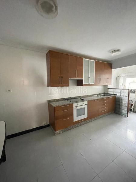 Foto 4b5c817f-4e9d-45fc-b0d2-de45e3038c88. Rent flat with heating in Fajardo Ferrol