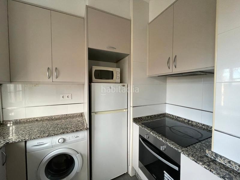 Foto b0bdb70b-4452-4cf5-8b02-a448e5fbe416. Affitto appartamento con riscaldamento in Alto del Castaño Narón