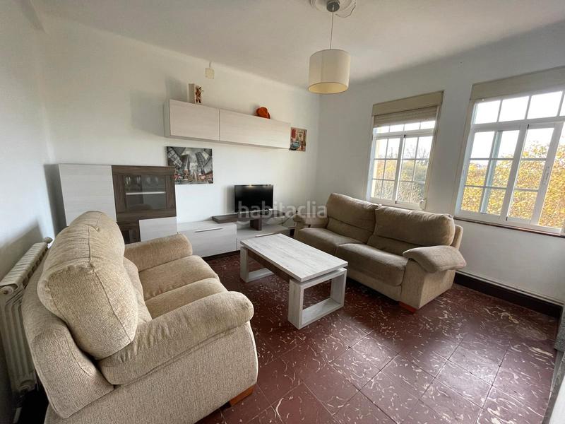 Foto befb6874-cfbc-43c5-ab52-06b453b8e415. Lloguer pis amb calefacció a Alto del Castaño Narón