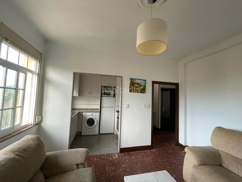 Foto dc95ceca-287b-4a50-9697-ef71753ef1c7. Rent flat with heating in Alto del Castaño Narón