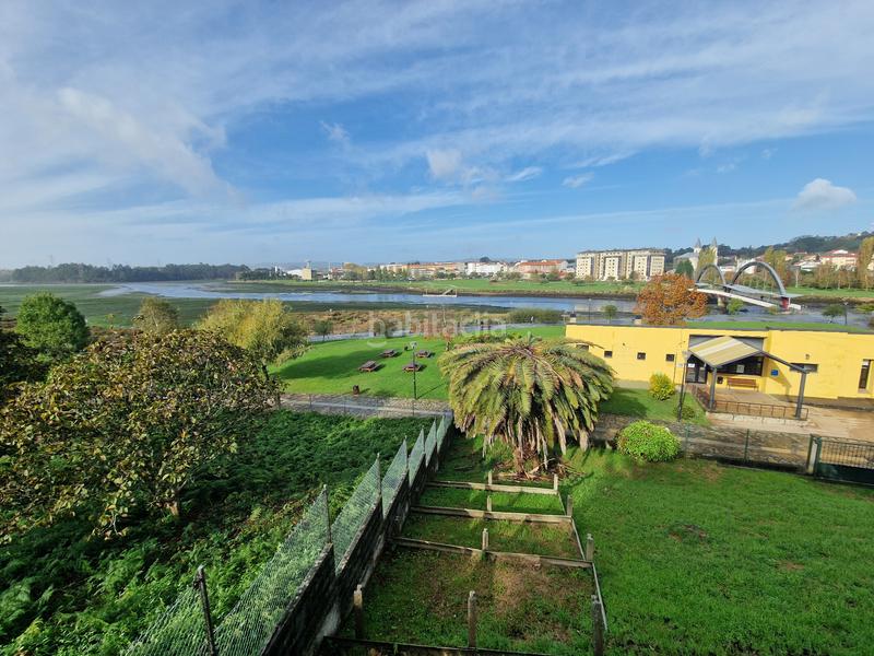 Foto aa317ee4-55c6-4a66-9678-005300acbefc. Maison jumelée dans camino cobas 12 dans Piñeiros - Freixeiro Narón