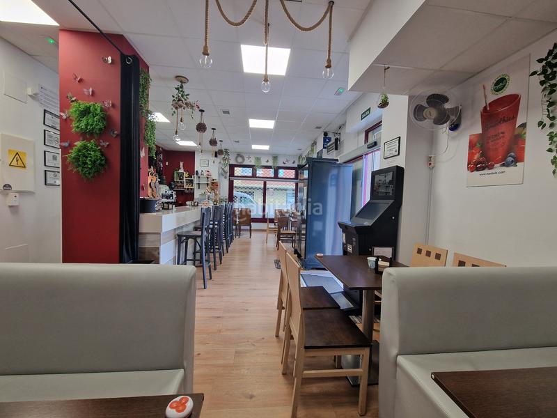 Foto bec50733-ad39-4876-bff1-7d3404935e80. Geschäftsraum mit heizung in Porta Nova Ferrol