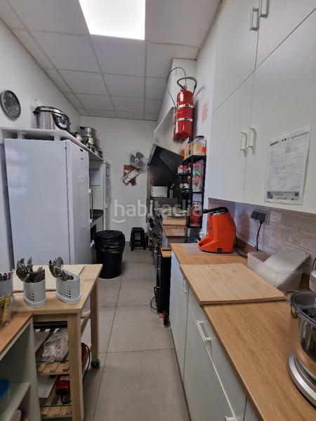 Foto fda2cb54-c2a8-4491-9b38-d9d2e57ed928. Geschäftsraum mit heizung in Porta Nova Ferrol