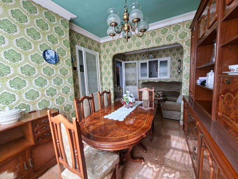 Foto 3b9117e6-c281-444d-882f-ce0093662456. Casa adossada a Neda