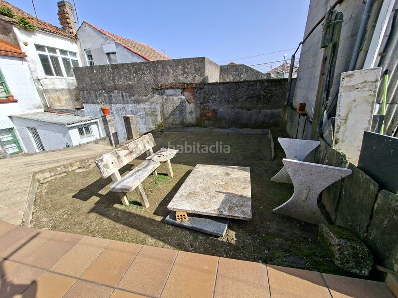 Foto 7f1ad6b7-cd8e-4ddd-b48b-3f59181492ef. Casa adossada a Neda