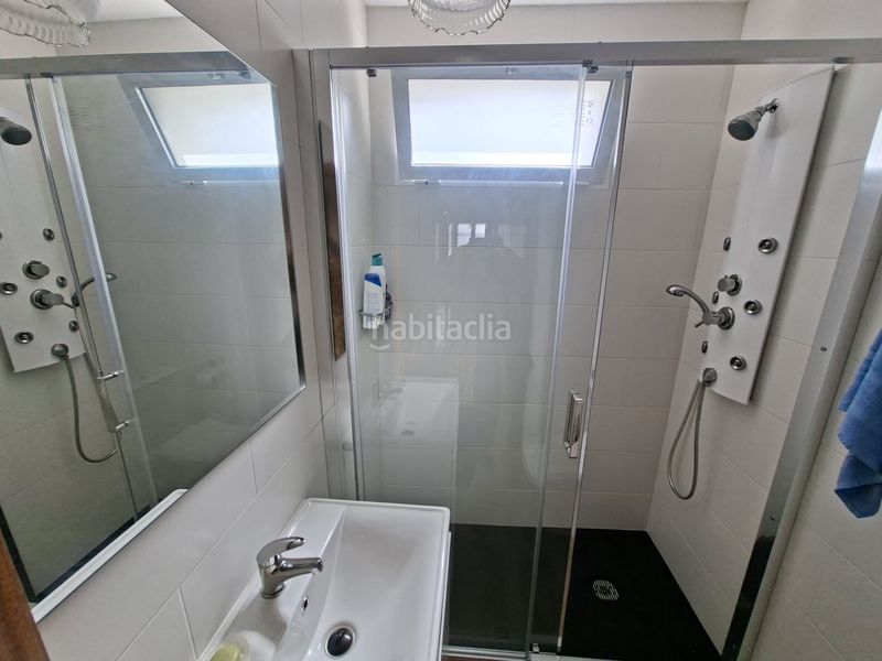 Foto 9c820bcf-aee4-4a12-bb05-ef8a47dd0194. Casa adossada a Neda