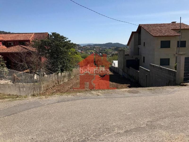 Foto 53dee927-9c68-4b87-a2f1-8ddf627a79a2. Terreno residencial parcela edificable en venta en la parroquia de coiro, do morrazo (pontevedra).superficie de aproximadamente 900 m2.a dos ki en Cangas