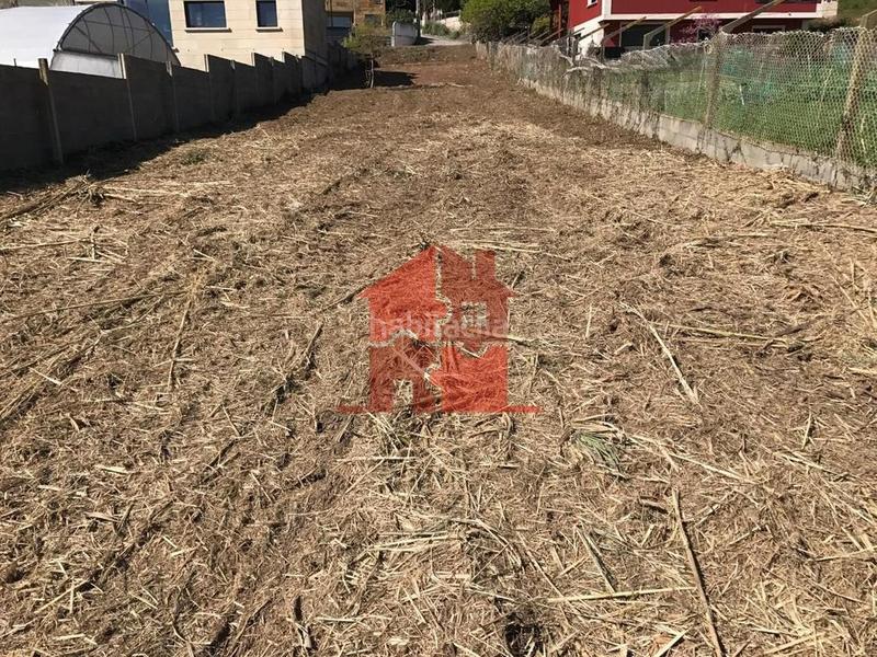 Foto 871bb98e-d3c6-4ed7-a5ca-cad54087e6ca. Terreno residencial parcela edificable en venta en la parroquia de coiro, do morrazo (pontevedra).superficie de aproximadamente 900 m2.a dos ki en Cangas