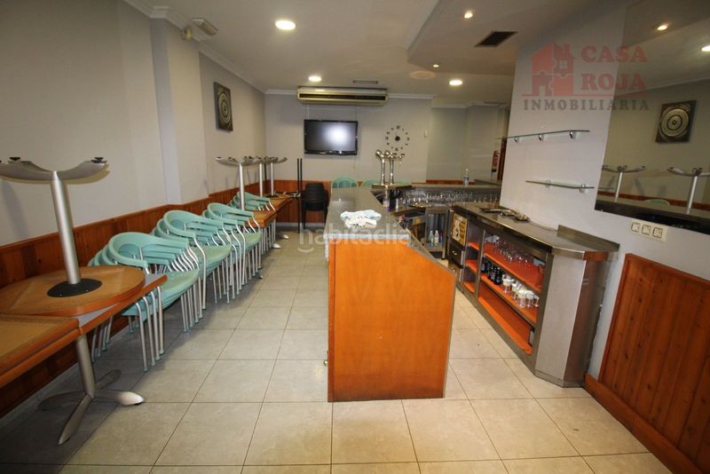 Foto 44fd755a-41e9-4c43-8734-0b5bbf6bdcf0. Local comercial a Coiro Cangas