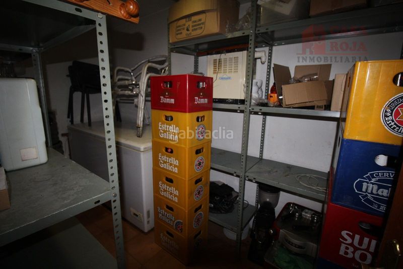 Foto 4b243bd6-d171-45fd-8332-a920be712a07. Local comercial a Coiro Cangas