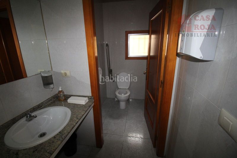 Foto 6def4e3b-74f1-44fd-a56d-e5b965e99107. Local comercial a Coiro Cangas