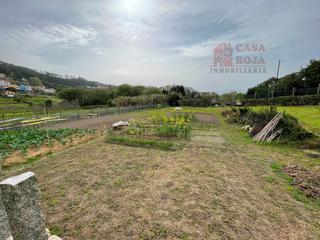 Finca rústica a O Hío. Terreno llano edificable en la zona de limens