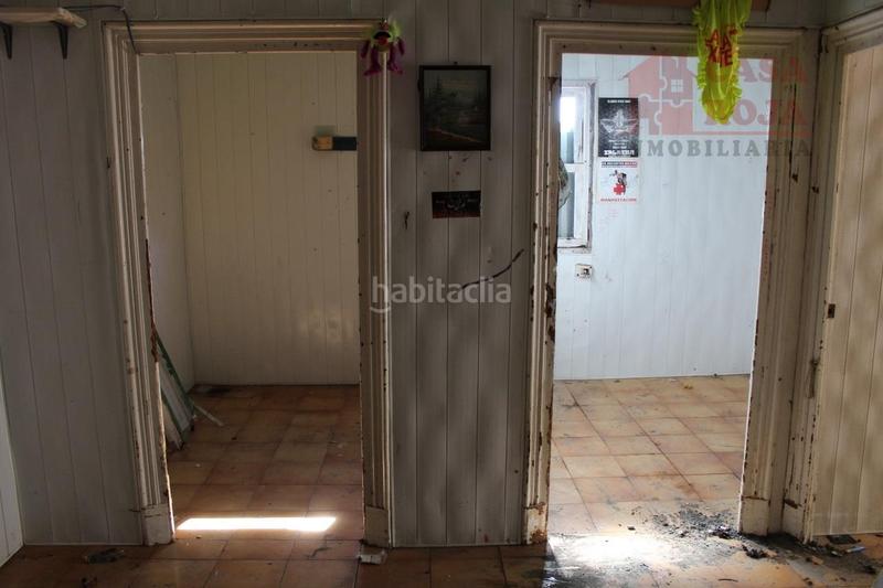 Foto 12f04368-fb6d-4cb0-abdc-0a37edb65ade. Casa  para reformar do morrazo. en Coiro Cangas