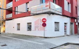 Location Local commercial à Cangas Pueblo. Exclusiva !!! local comercial en venta o alquiler en pleno centr