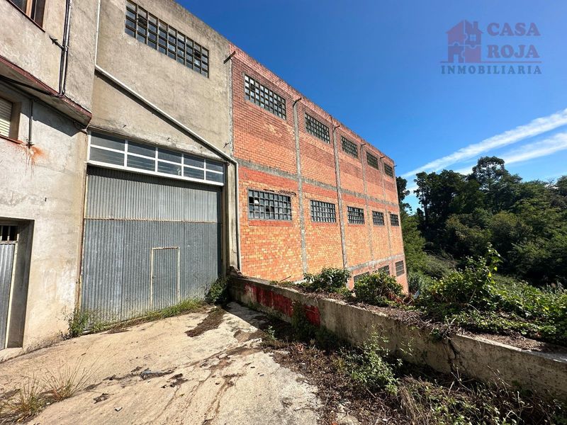 Foto 32fd0b06-7fa9-4410-a8ac-981c9e881866. Nau industrial a Moaña
