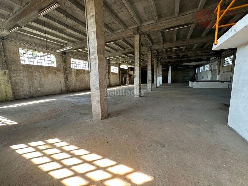 Foto 3fdf5a8a-37c9-4344-ba11-9e6cc054c474. Nau industrial a Moaña