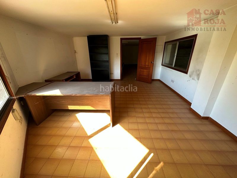 Foto 4e6026fd-8a7a-4eb0-a85f-8a630dc67e3b. Nau industrial a Moaña