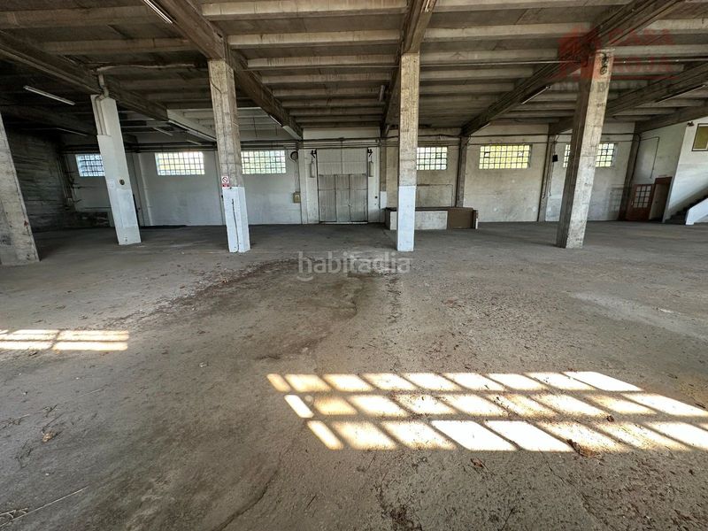 Foto ac20a7ac-b35a-4704-9fa8-eecce610cfa2. Nau industrial a Moaña