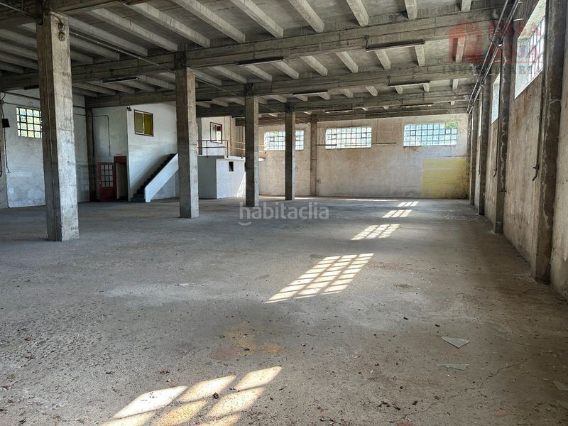 Foto df1c0a6f-5b40-40df-a079-bc4ad267f4c5. Nau industrial a Moaña