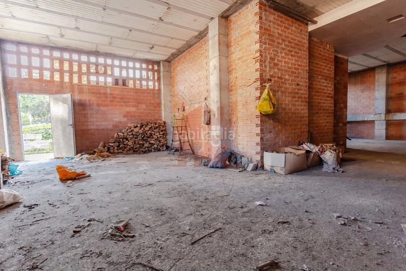 Foto 97729d00-c9e9-4846-b547-9ff3e2a96a12. Local comercial  lobrego do morrazo pontevedra en Cangas