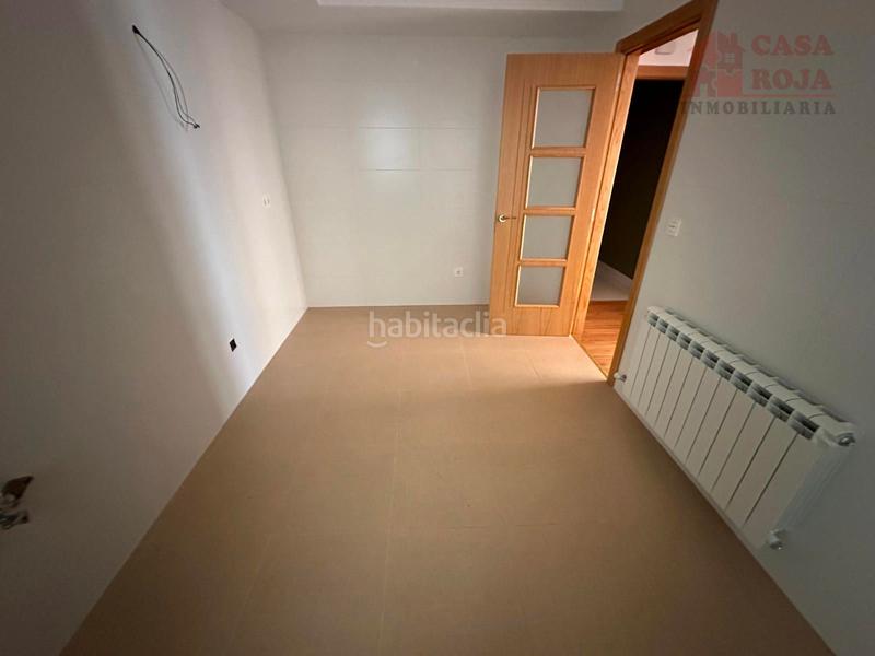 Foto 09bab623-ba7a-4dcf-9b2d-e54ee3a5b075. Piccolo appartamento con parcheggio in Coiro Cangas