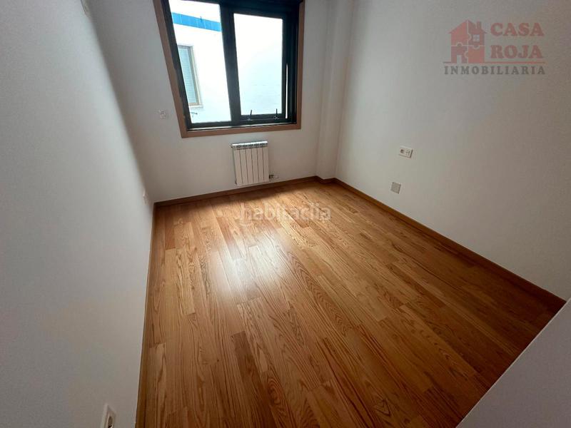 Foto 99b88bb2-e1b6-434c-874c-431341efb2a4. Apartament amb aparcament a Coiro Cangas
