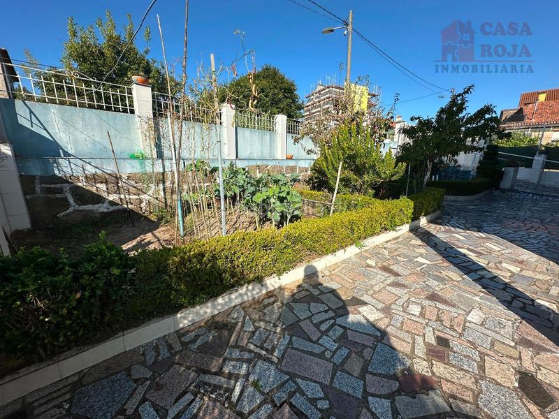 Foto 1f0cf53b-ebf2-4d4c-b8fd-b70f37b322f6. Casa  con finca en la zona de Darbo, do morrazo. en Cangas