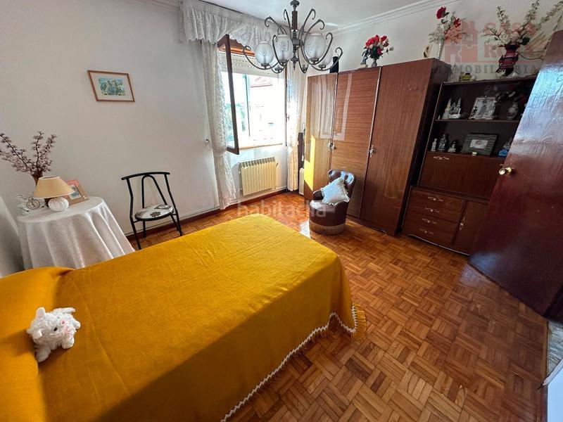 Foto eac57f6f-2936-4e88-ae5c-2e16452fdad6. Casa  con finca en la zona de Darbo, do morrazo. en Cangas