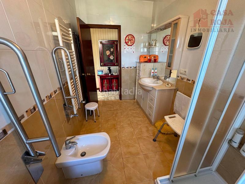 Foto fe80166e-945e-41e3-97b9-96830f1dec26. Casa  con finca en la zona de Darbo, do morrazo. en Cangas