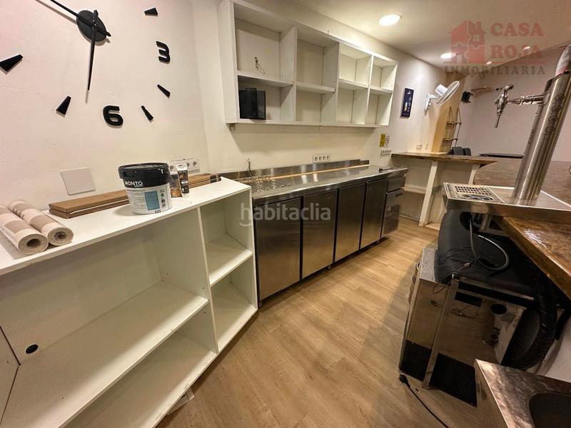 Foto 2cd2d00b-fc8a-48c7-9bf5-8ac8d026620d. Alquiler local comercial local acondicionado en alquiler para cafetería. en Cangas