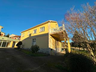 Xalet a Darbo. Casa independiente con finca en la zona de darbo.