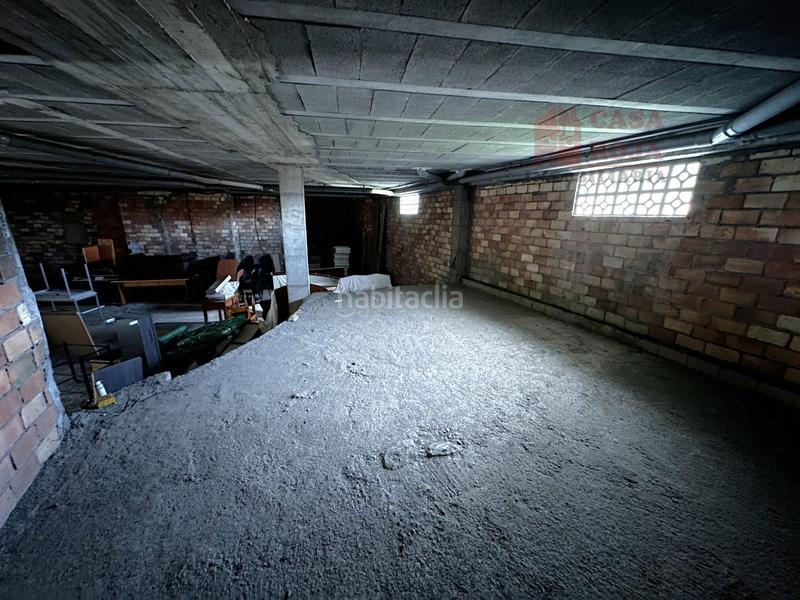 Foto 71d491fa-7e8f-4917-88d3-5b6ecb31aedd. Local comercial a Bueu