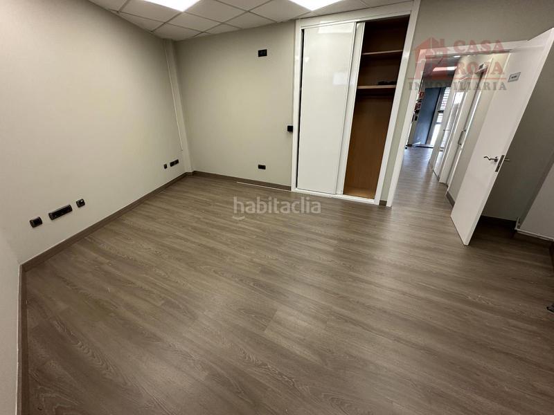 Foto 7be56014-67fa-470c-aa5e-54591eaf96db. Local comercial a Coiro Cangas