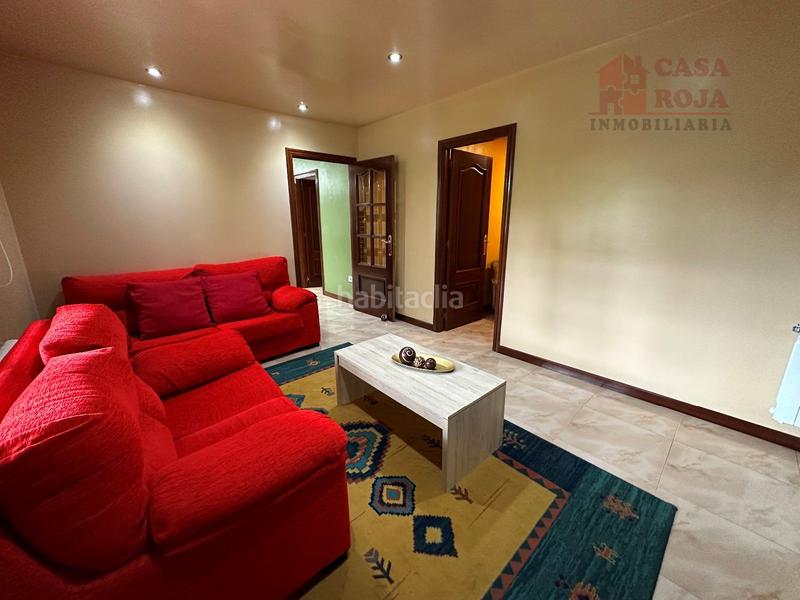 Foto 020d34aa-a3c1-4d8c-ba8a-cbd035e05569. Xalet amb calefacció aparcament piscina a Aldán Cangas