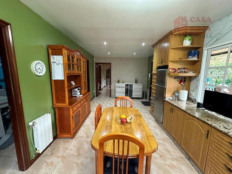 Foto 265fb0c1-5a4c-4a67-927f-77825367d6e2. Xalet amb calefacció aparcament piscina a Aldán Cangas