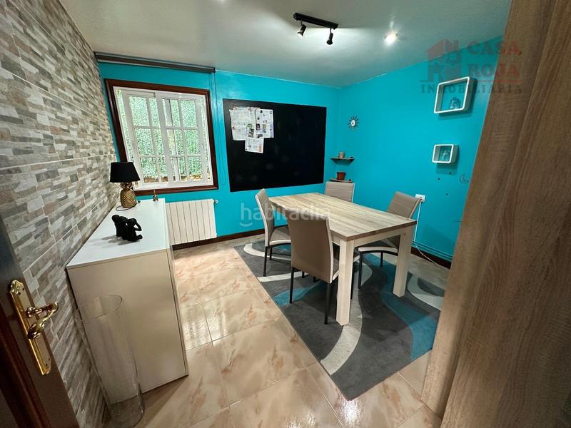 Foto 37834864-d648-4d8f-98fd-65e398752c0c. Xalet amb calefacció aparcament piscina a Aldán Cangas