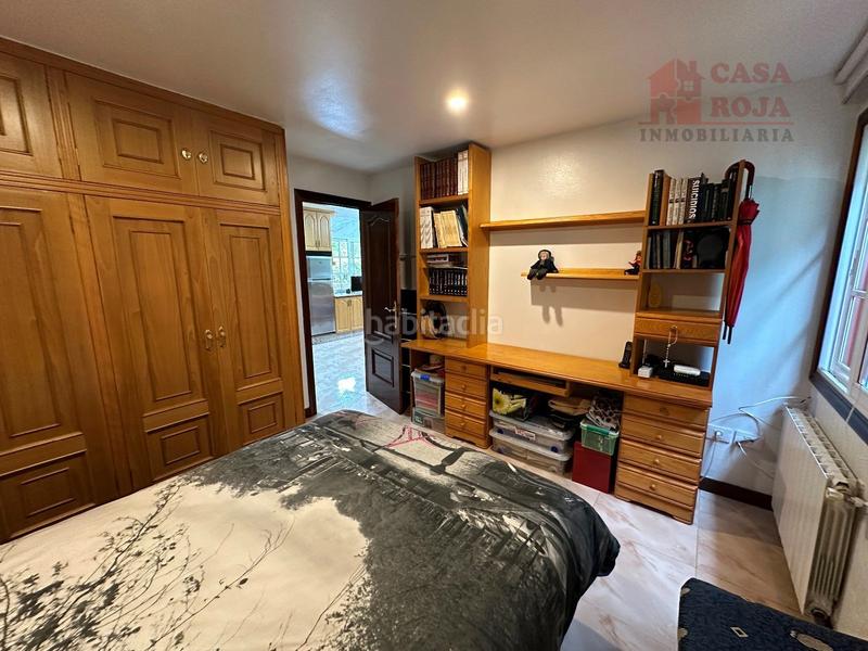 Foto 571e114d-a6b5-4da3-bd0d-d258924be3d2. Xalet amb calefacció aparcament piscina a Aldán Cangas