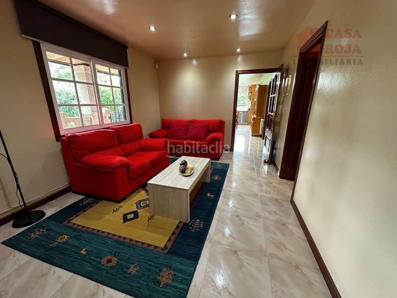 Foto 57f68752-f9ae-42c4-ad4e-d4ec8689b690. Xalet amb calefacció aparcament piscina a Aldán Cangas