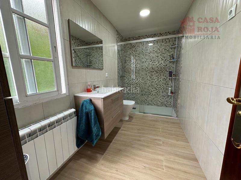 Foto cefe5612-ace8-40a8-aae9-ac868fd480cc. Xalet amb calefacció aparcament piscina a Aldán Cangas